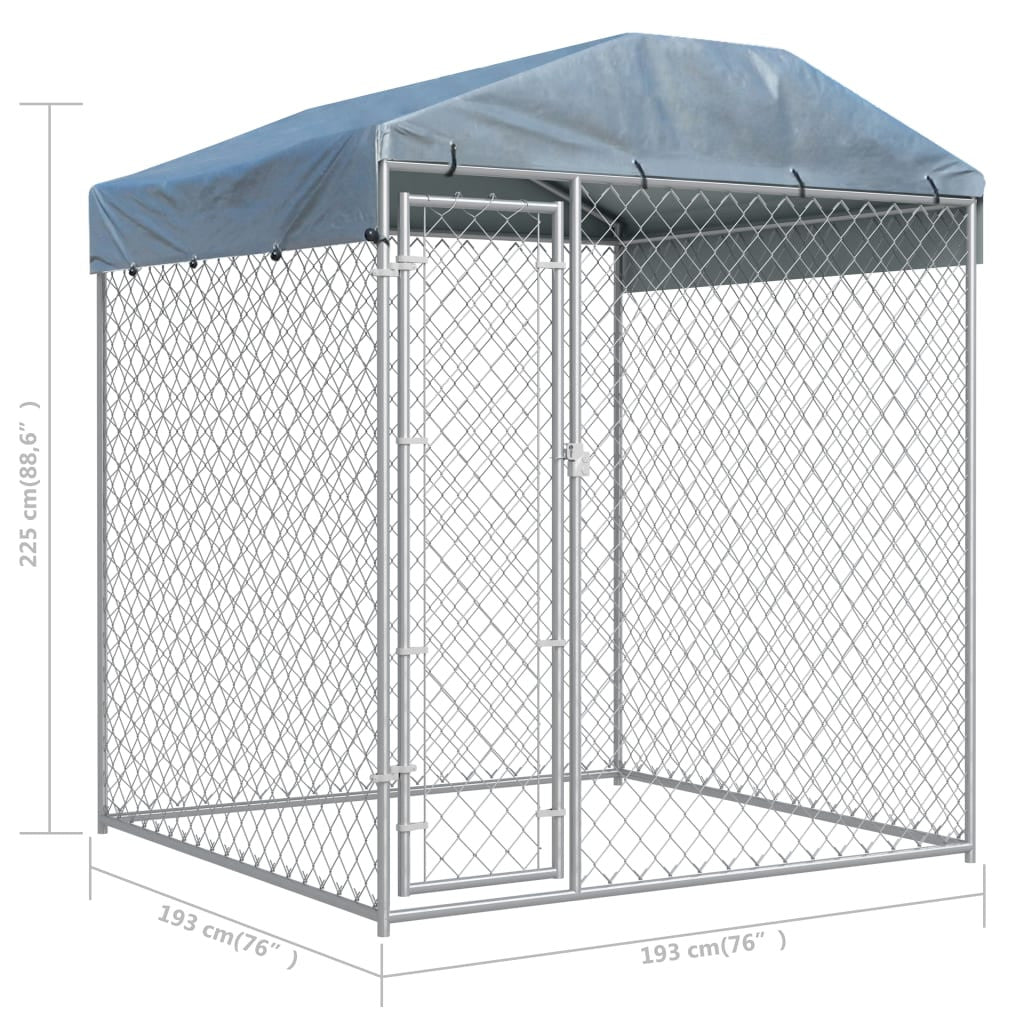 Outdoor kennel with roof