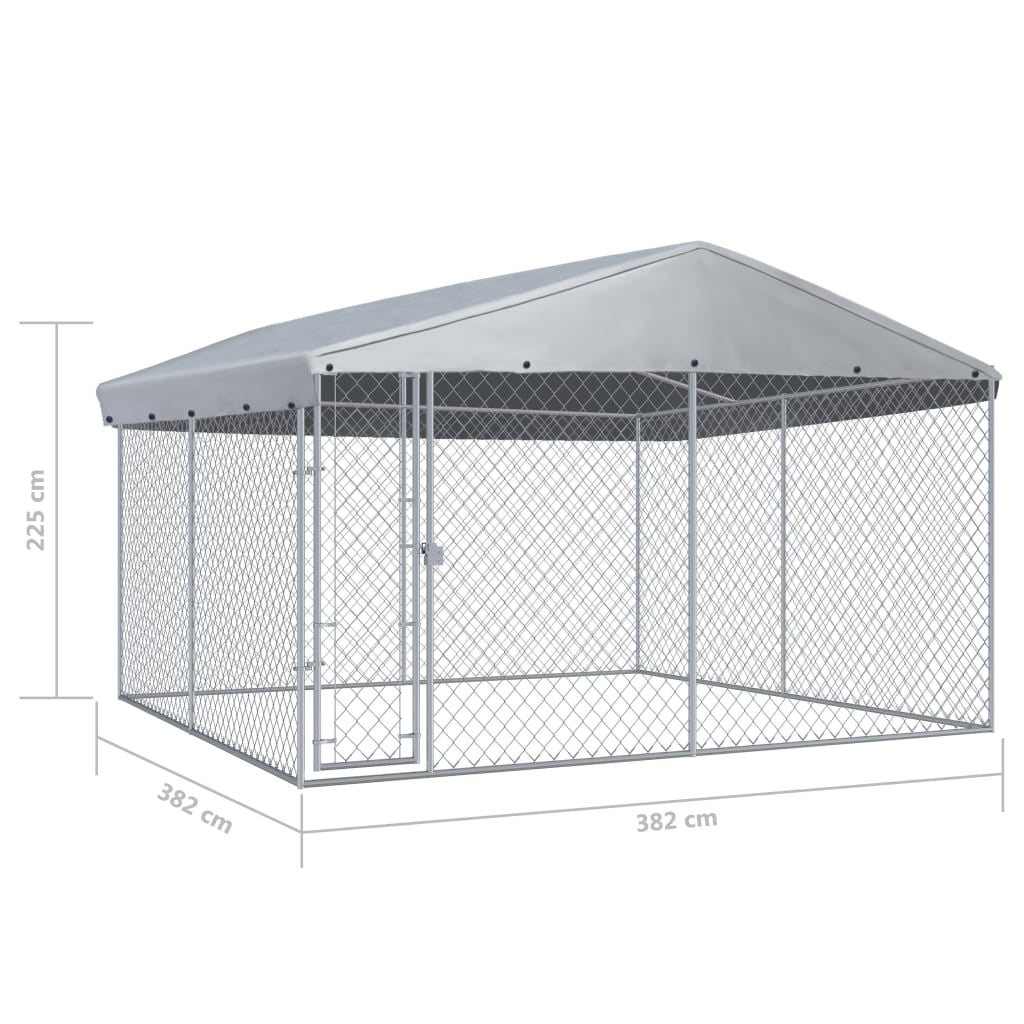 Outdoor kennel with roof